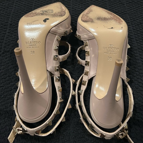 Valentino Women's Nude Rock Stud Heels - Picture 5 of 10